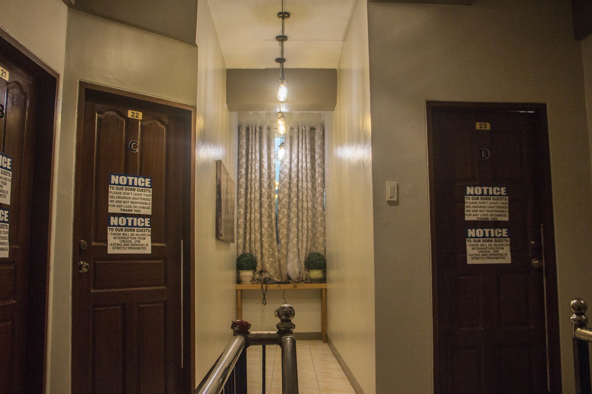 Bunks Hostel (Adults Only) Cebu Buitenkant foto