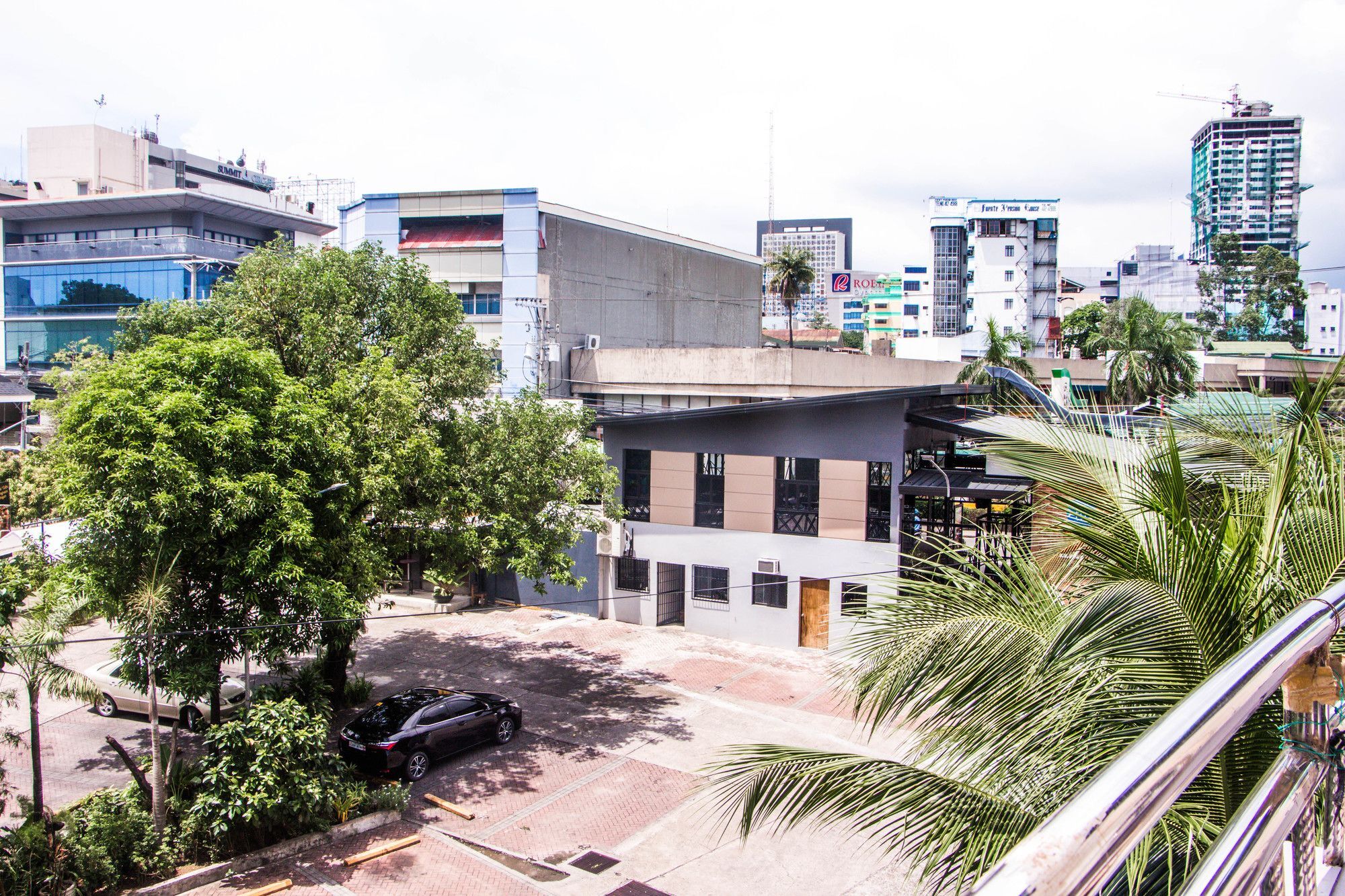 Bunks Hostel (Adults Only) Cebu Buitenkant foto