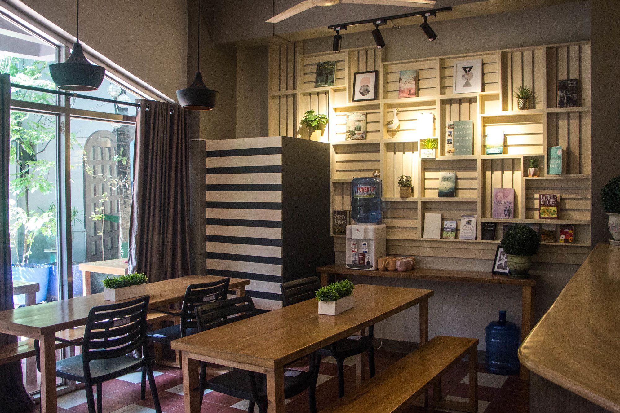 Bunks Hostel (Adults Only) Cebu Buitenkant foto